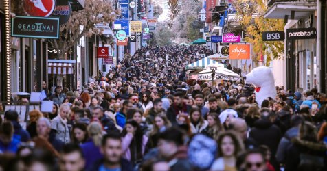 Ανοιχτά καταστήματα τις Κυριακές: Ρεκόρ τζίρου στο λιανεμπόριο – Φετινός στόχος τα 4,5 δισ.