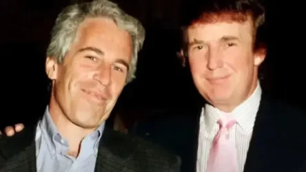 Σάλος στις ΗΠΑ: Κείμενα και φωτογραφίες του φακέλου Επστάιν “έκαναν φτερά” – Πυρά κατά Τραμπ