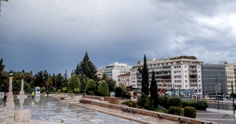 Βροχές στην Αθήνα τα Χριστούγεννα: Τι ώρα οι καταιγίδες