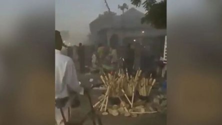 Νιγηρία: Έκρηξη σε τζαμί στην πόλη Μαϊντουγκούρι, τουλάχιστον επτά νεκροί και πολλοί τραυματίες – Σοκαριστικά πλάνα (Βίντεο)