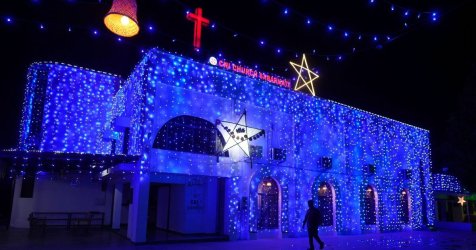 Καλά Χριστούγεννα – Eυχές από το iEidiseis.gr