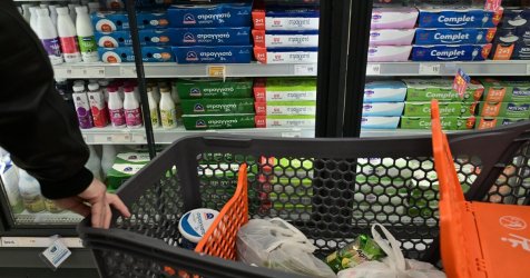 Ανοιχτά σούπερ μάρκετ και μαγαζιά: Το ωράριο μέχρι την Πρωτοχρονιά