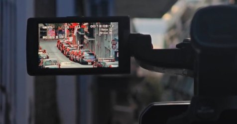 Κυψέλη: Η στιγμή της ελεγχόμενης έκρηξης – Εξουδετερώθηκε το ύποπτο αντικείμενο, συνεχίζονται οι έρευνες