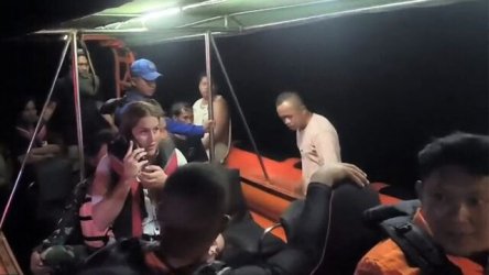 Ινδονησία: Αγνοείται τετραμελής οικογένεια από την Ισπανία μετά τη βύθιση τουριστικού πλοιαρίου