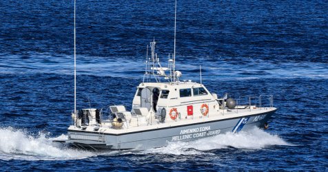 Νέα διάσωση 108 μεταναστών σε ξύλινη λέμβο νότια της Γαύδου