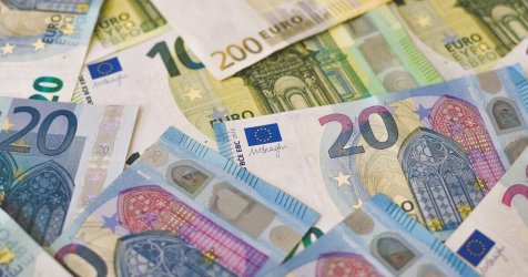 Μισθοί, συντάξεις, φόροι: Οι 30 μόνιμες παροχές του 2025 που συνεχίζονται και το 2026