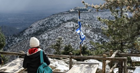 Ρεβεγιόν με χιόνια στην Αττική – Νέα πρόγνωση καιρού για την παραμονή της Πρωτοχρονιάς