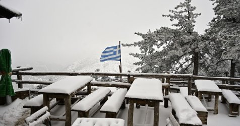 Πρωτοχρονιά με χιόνια στην Αττική: Πότε αρχίζουν τα φαινόμενα – Τι λένε οι μετεωρολόγοι