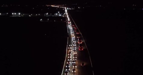 Η «Οδύσσεια» της επιστροφής – Επικά μποτιλιαρίσματα έως και 12 χιλιόμετρα (Βίντεο)