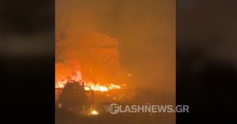 Μεγάλη φωτιά τώρα στα Χανιά (βίντεο)