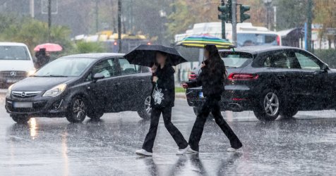 Τι ώρα θα βρέξει σήμερα 7/1 στην Αθήνα – Live χάρτης