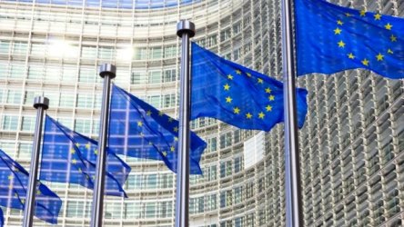 Kομισιόν: Εγκρίθηκε το πακέτο στήριξης με δάνειο 90 δισ. ευρώ για την Ουκρανία