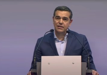Τσίπρας από Θεσσαλονίκη: «Κράτος λάφυρο που καταρρέει σε κάθε κρίση»