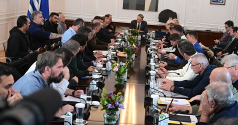 Αγρότες μετά τη συνάντηση με Μητσοτάκη: «Συνεχίζουμε τις κινητοποιήσεις»