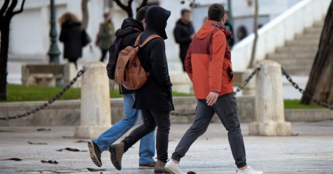 Καιρός με χιόνια, παγετό και ανέμους έως 10 μποφόρ – Πού θα είναι έντονα τα φαινόμενα