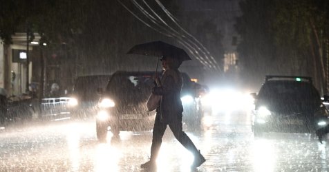 Πού θα χτυπήσει η κακοκαιρία: Οι επικίνδυνες ώρες στην Αττική – Μπαράζ 112 σε 5 περιοχές (live χάρτης)