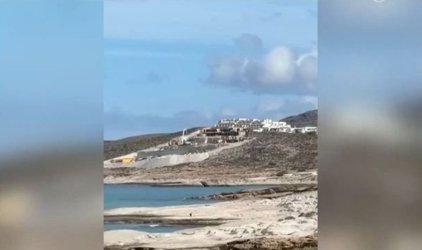 Ερωτήματα για ξενοδοχειακές εργασίες σε προστατευόμενη ζώνη της Μήλου κοντά στο Σαρακήνικο