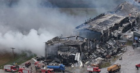 Το προπάνιο, οι σωληνώσεις, οι ανιχνευτές: Τα σενάρια για τη φονική έκρηξη στη «Βιολάντα»