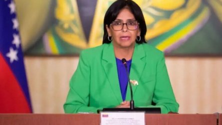 Βενεζουέλα: Οι ΗΠΑ ξεπαγώνουν κεφάλαια που είχαν δεσμεύσει λόγω των κυρώσεων – Τι είπε η Ντέλσι Ροντρίγκεζ