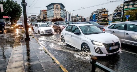 Νέα «ζόρικη» κακοκαιρία το Σαββατοκύριακο – Η πρόγνωση Τσατραφύλλια