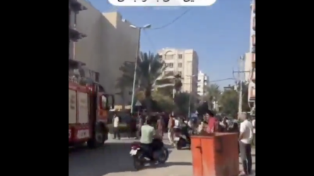 Συναγερμός στο Ιράν: Διαδοχικές εκρήξεις και 4 νεκροί – Ζημιές σε οκταώροφο κτήριο σε λιμάνι (Βίντεο)