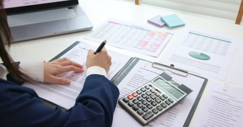 Μεγάλες αλλαγές στα τιμολόγια: Πώς θα βγαίνουν – Ποιοι θα πάρουν επιδότηση