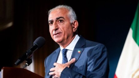 Ρεζά Παχλαβί: Κάλεσμα προς τους Ιρανούς του εξωτερικού για μαζικές διαδηλώσεις κατά του καθεστώτος στις 14 Φεβρουαρίου