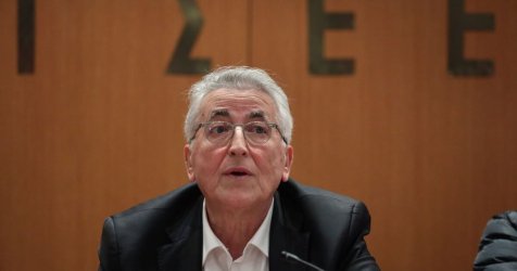Η έρευνα για την «ανακύκλωση» των απευθείας αναθέσεων – Γιατί η Αρχή για το ξέπλυμα χρήματος έβαλε στο στόχαστρο τον Παναγόπουλο της ΓΣΕΕ