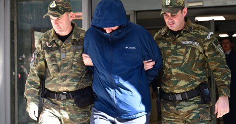 Υπόθεση κατασκοπείας: Ο Σμήναρχος είχε συναντηθεί με τον Κινέζο σύνδεσμό του στην Αθήνα – Το τηλέφωνο σκιά και τα εμβάσματα