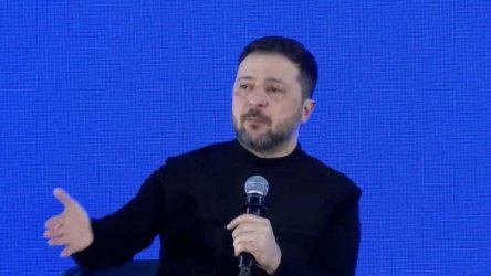 Βολοντίμιρ Ζελένσκι: Ο Πούτιν πουλάει πετρέλαιο, η ενέργεια της Ρωσίας είναι νόμιμος στόχος για εμάς – Είμαστε στην πρώτη γραμμή παραγωγής drones, κάνουμε εξαγωγές στην Ευρώπη (Βίντεο)