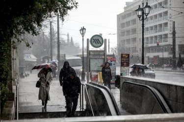 Καιρός: Μικρή «άνοιξη» και μετά κακοκαιρία με πτώση θερμοκρασίας – Νέα πρόγνωση