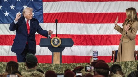 Τραμπ: “Το καλύτερο πράγμα που θα μπορούσε να συμβεί είναι η αλλαγή καθεστώτος στο Ιράν – Το αίσθημα φόβου βοηθάει στις διαπραγματεύσεις” (Βίντεο)