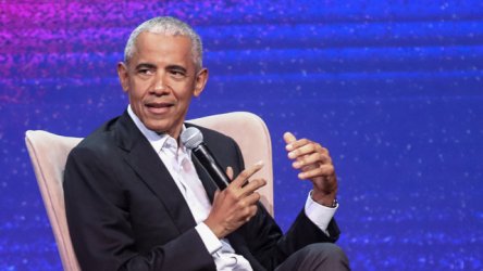 Η πρώτη αντίδραση Ομπάμα μετά το βίντεο Τραμπ που τον παρουσίαζε ως πίθηκο: Ο πολιτικός λόγος στις ΗΠΑ έχει καταντήσει “παράσταση κλόουν”