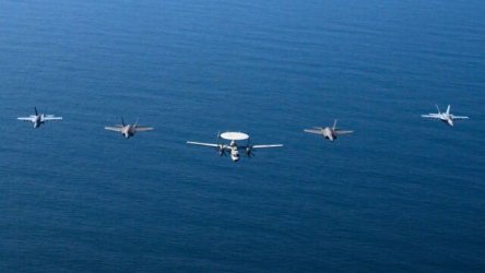 Κλιμακώνεται η ένταση ΗΠΑ & Ιράν: 50 ακόμα μαχητικά στέλνει η Ουάσινγκτον στη Μέση Ανατολή, έκλεισε η Τεχεράνη τα στενά του Ορμούζ