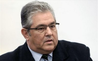 Κουτσούμπας από Καισαριανή: «Οι φωτογραφίες των εκτελεσμένων κομμουνιστών ανήκουν στον ελληνικό λαό»
