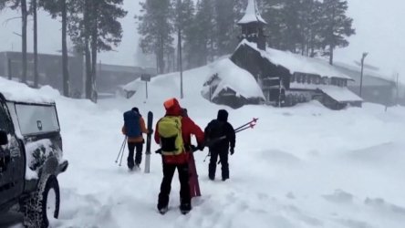 Xιονοστιβάδα στην Καλιφόρνια: Νεκροί εντοπίστηκαν οκτώ από τους εννέα αγνοούμενους σκιέρ – Σωστικά συνεργεία εξακολουθούν να αναζητούν έναν αγνοούμενο