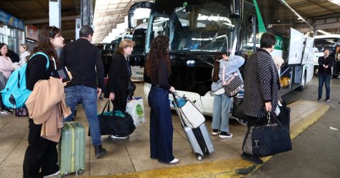 Sold out τα ΚΤΕΛ για Πάτρα: Δρομολόγια ακόμα και ανά 5 λεπτά – 20% πάνω η κίνηση