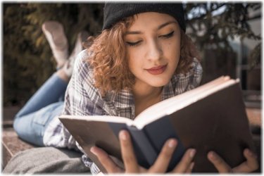 Η νευροβιολογία της ανάγνωσης: Πώς το διάβασμα (βιβλίων) ρυθμίζει το νευρικό μας σύστημα