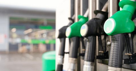 Έρχονται νέες αυξήσεις στη βενζίνη – «Οι ανατιμήσεις ξεκινούν από τα δύο ελληνικά διυλιστήρια»