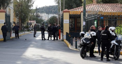 «Ενεργούν με γνώση του ρόλου τους»: Ευχαριστήρια επιστολή Μπουραντώνη στη Δικαστική Αστυνομία