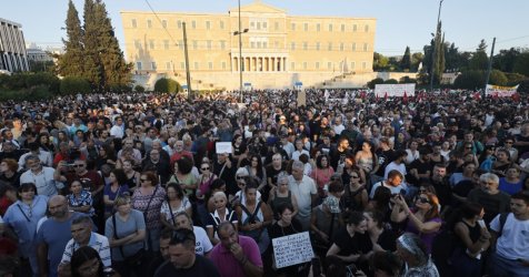 Συλλαλητήρια για τα Τέμπη: Σε απεργιακό κλοιό η χώρα – Πώς θα κινηθούν τα ΜΜΜ