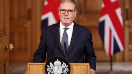 Στάρμερ: “Το καθεστώς στο Ιράν είναι απολύτως απεχθές” – Βρετανικά αεροσκάφη επιχειρούν στη Μέση Ανατολή (Βίντεο)