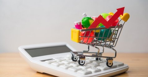 Φόβοι για κύμα ανατιμήσεων σε όλα: Σούπερ μάρκετ, εισιτήρια, διαθέσιμο εισόδημα – Τι έρχεται