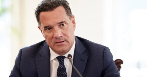 Ο Άδωνις Γεωργιάδης κάνει μήνυση στον Λαζόπουλο και αγωγή στο Mega