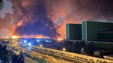 Πλήγματα και μεγάλες εκρήξεις στο αεροδρόμιο της Τεχεράνης μετά την ανακοίνωση επιθέσεων από τον ισραηλινό στρατό (Βίντεο & εικόνες)