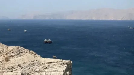 Ιράν: Οι Φρουροί της Επανάστασης λένε ότι “περιμένουν” τις αμερικανικές δυνάμεις στο Στενό του Oρμούζ