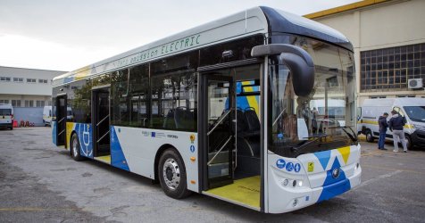 Σοκ στο Μενίδι: Νεκρός άνδρας εντοπίστηκε σε λεωφορείο – Συνελήφθη ύποπτος!