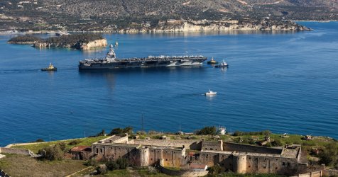 «Σκορπιός της ερήμου»: Ενεργοποιείται μυστικό σχέδιο της ΕΥΠ για τις αμερικανικές βάσεις στην Ελλάδα