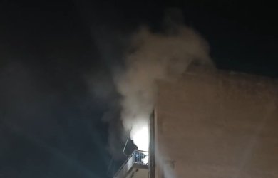 Ταύρος: Φωτιά σε διαμέρισμα – Ένας άνδρας χωρίς τις αισθήσεις του