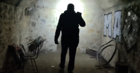 Τα 2.000 «απαρχαιωμένα» καταφύγια της Αττικής – Οδοιπορικό στα έγκατα της γης